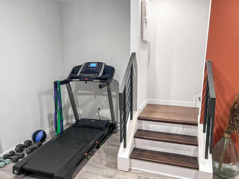 Yanne's Place - Dual-lounge Apartment Philadelphia
