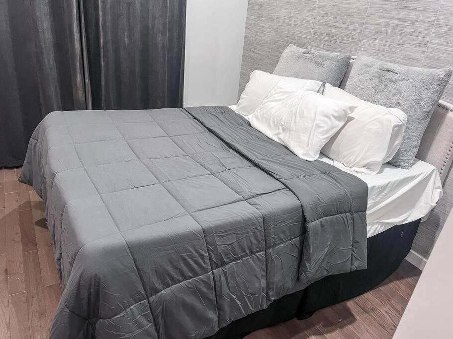Yanne's Place - Dual-lounge Filadelfia
